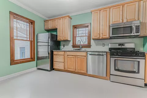 1507 N Riverside Dr, Mchenry, IL 60050 photo 12