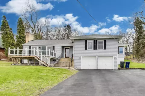 721 N River Rd, Algonquin, IL 60102