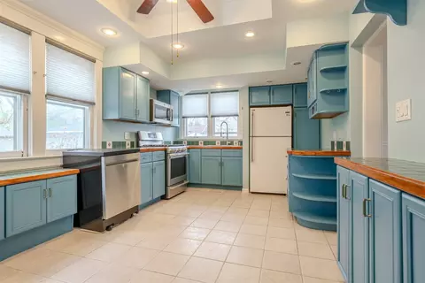 Kitchen - 1910 E Taylor St, Bloomington, IL 61701 photo 1 of 1