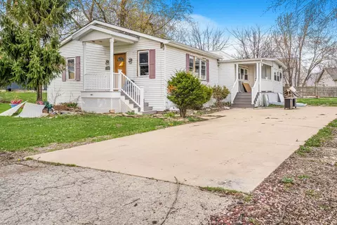 22252 W Taylor Rd, Plainfield, IL 60544 photo 3