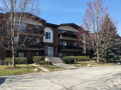 5235 James Ln #1212, Crestwood, IL 60445