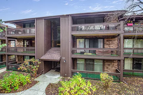 9609 S Austin Ave #3, Oak Lawn, IL 60453