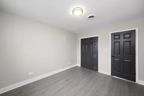 Bedroom - 16459 Honore Ave, Markham, IL 60428 photo 2 of 8