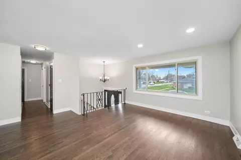 Living - 16459 Honore Ave, Markham, IL 60428 photo 3 of 7