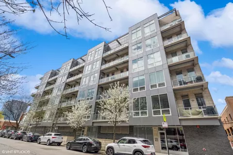 122 S Aberdeen St #4S, Chicago, IL 60607
