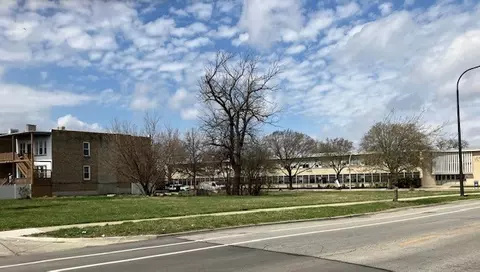 418 S Central Park Ave, Chicago, IL 60624