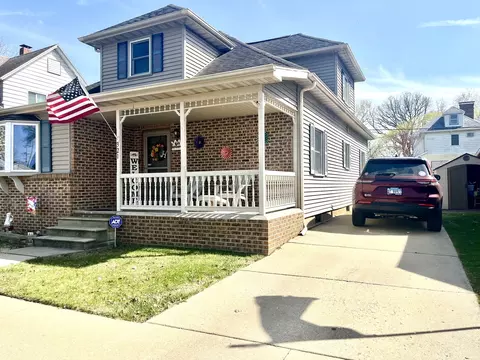 321 E 3rd St, Depue, IL 61322 photo 42