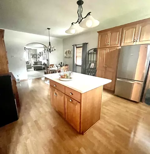 321 E 3rd St, Depue, IL 61322 photo 11