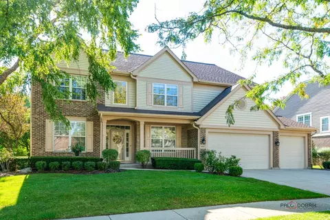 1643 Cypress Pointe Dr, Vernon Hills, IL 60061