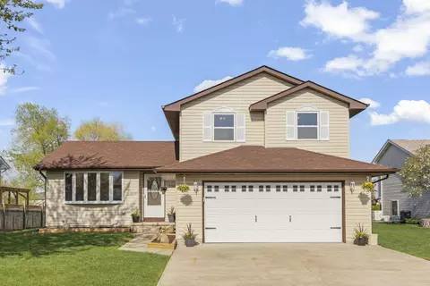 1924 Great Falls Dr, Plainfield, IL 60586