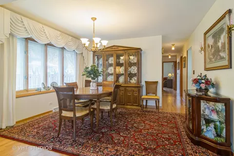 1729 E Aztec Ln, Mount Prospect, IL 60056 photo 5