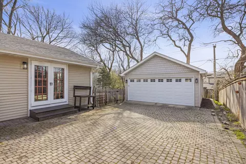 Exterior - 106 S Pierce Ave, Wheaton, IL 60187 photo 5 of 6