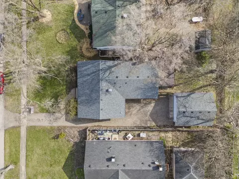View/Area - 106 S Pierce Ave, Wheaton, IL 60187 photo 2 of 2