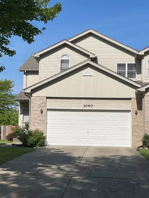 1040 Beninford Ln, Westmont, IL 60559