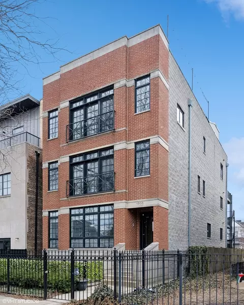 1505 W School St #1, Chicago, IL 60657