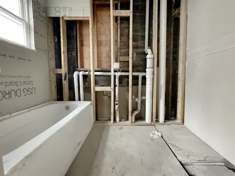 Bath - 2955 E 80th Pl, Chicago, IL 60617 photo 2 of 2