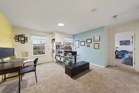 3085 Wickenden Ave, Elgin, IL 60124 photo 17