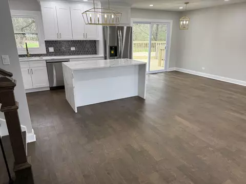 Kitchen - 410 Kickapoo Ave, Batavia, IL 60510 photo 1 of 3