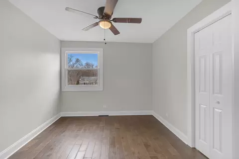 Bedroom - 410 Kickapoo Ave, Batavia, IL 60510 photo 6 of 6