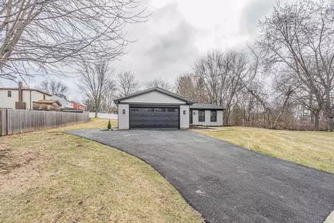 Exterior - 410 Kickapoo Ave, Batavia, IL 60510 photo 2 of 9