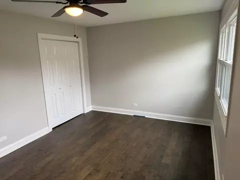 Bedroom - 410 Kickapoo Ave, Batavia, IL 60510 photo 3 of 6