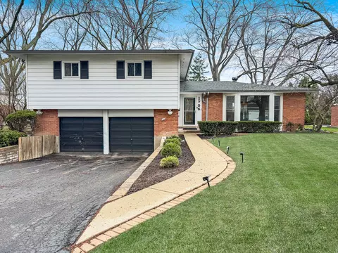 Exterior - 1706 Garand Dr, Deerfield, IL 60015 photo 2 of 5