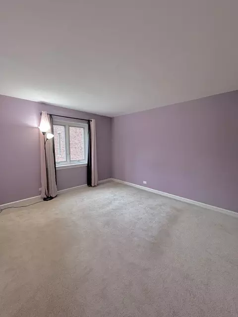 Bedroom - 2623 Central St #2E, Evanston, IL 60201 photo 2 of 5