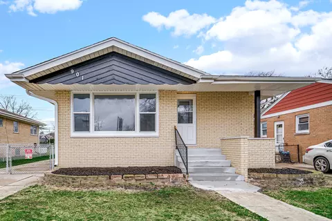 901 Oakton St, Park Ridge, IL 60068