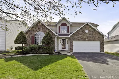 1 N298 Purnell St, Carol Stream, IL 60188