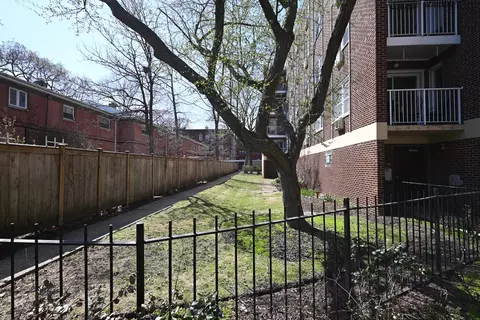 Exterior - 1310 Maple Ave #5B, Evanston, IL 60201 photo 5 of 5