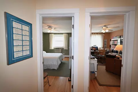 Entry Way - 1310 Maple Ave #5B, Evanston, IL 60201 photo 2 of 3