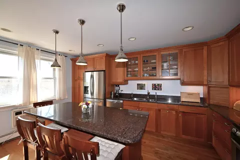 Kitchen - 1310 Maple Ave #5B, Evanston, IL 60201 photo 2 of 3