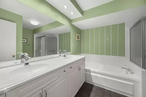715 Brookvale Dr #C, Wheeling, IL 60090 photo 5