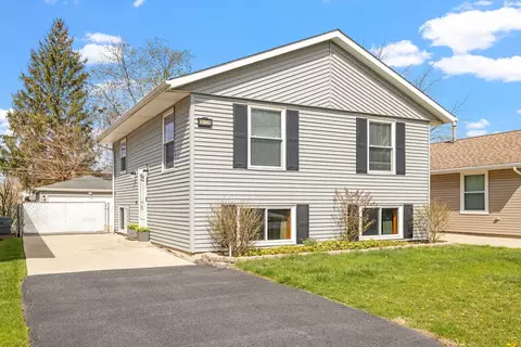 16758 Hilltop Ave, Orland Hills, IL 60487