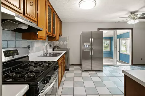 1321 Dillon Dr, Normal, IL 61761 photo 7