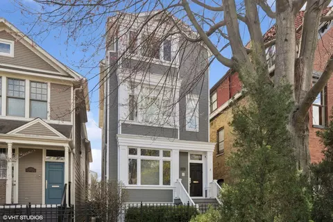 1245 W Wellington Ave, Chicago, IL 60657