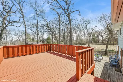 Exterior - 761 Kipling Pl, Deerfield, IL 60015 photo 4 of 4