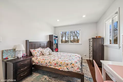 Bedroom - 761 Kipling Pl, Deerfield, IL 60015 photo 4 of 4