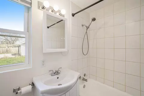 Bath - 3819 Sangamon St, Steger, IL 60475 photo 1 of 1