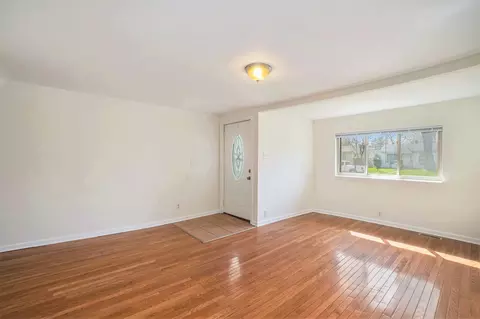 Living - 3819 Sangamon St, Steger, IL 60475 photo 1 of 2