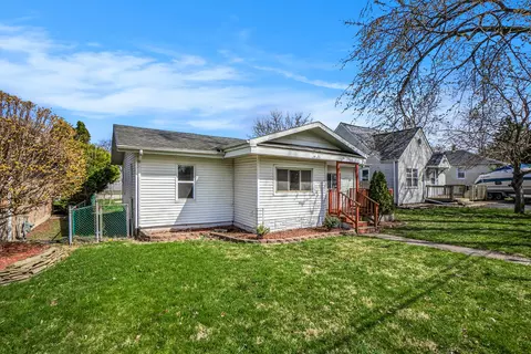 Exterior - 3819 Sangamon St, Steger, IL 60475 photo 2 of 9