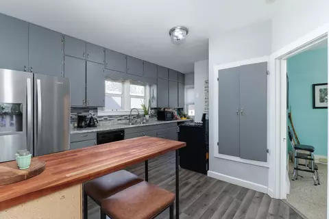 Kitchen - 706 Vale St, Bloomington, IL 61701 photo 1 of 3