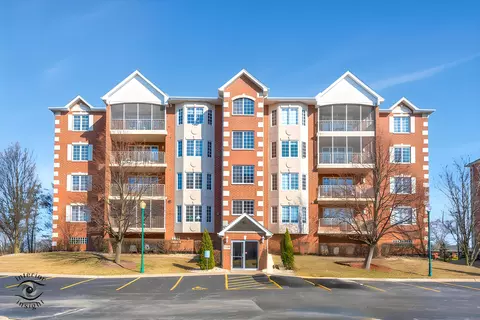 7728 Greenway Blvd #3SW, Tinley Park, IL 60487