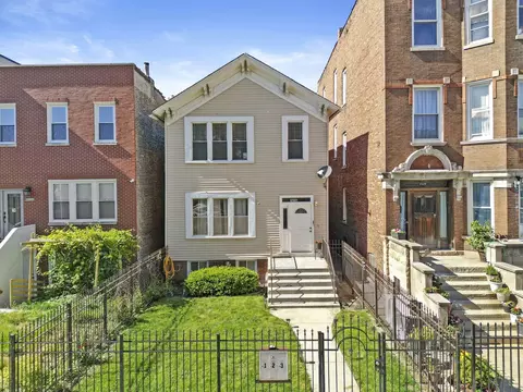 2416 W Fillmore St, Chicago, IL 60612