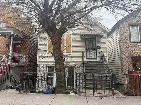 2113 W Cullerton St, Chicago, IL 60608