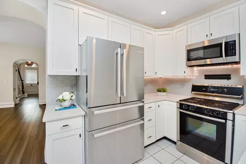 Kitchen - 1005 Hovey Ave, Normal, IL 61761 photo 11 of 14
