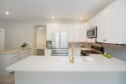 Kitchen - 1005 Hovey Ave, Normal, IL 61761 photo 8 of 14