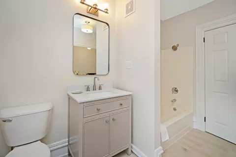 Bath - 1005 Hovey Ave, Normal, IL 61761 photo 8 of 12