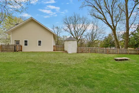 Exterior - 1005 Hovey Ave, Normal, IL 61761 photo 14 of 18