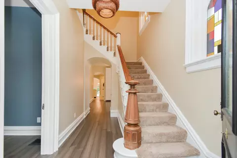 Entry Way - 1005 Hovey Ave, Normal, IL 61761 photo 1 of 7